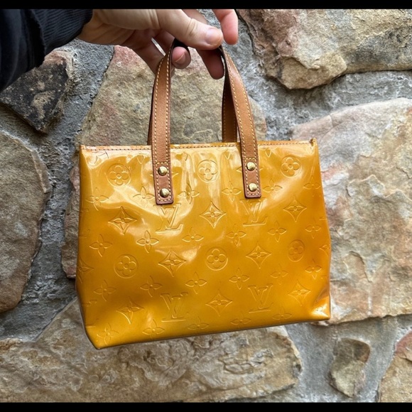 Louis Vuitton Reade PM Vernis - Picture 1 of 12